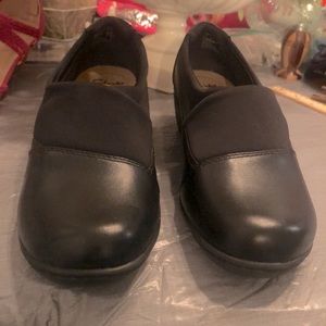 Clark’s Women’s Cora Heather Slip on Shoe — Size 10